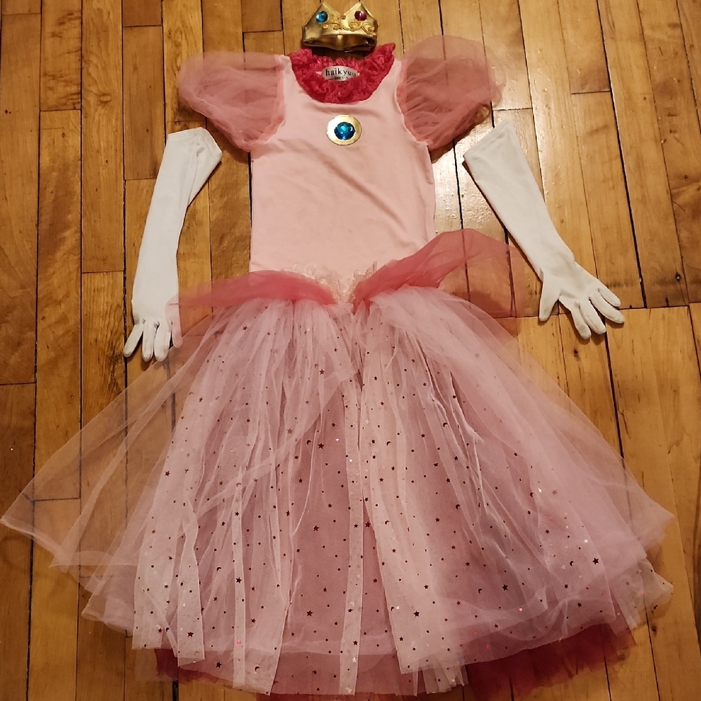 Princess Peach Costume with Crown and Gloves Size 4
